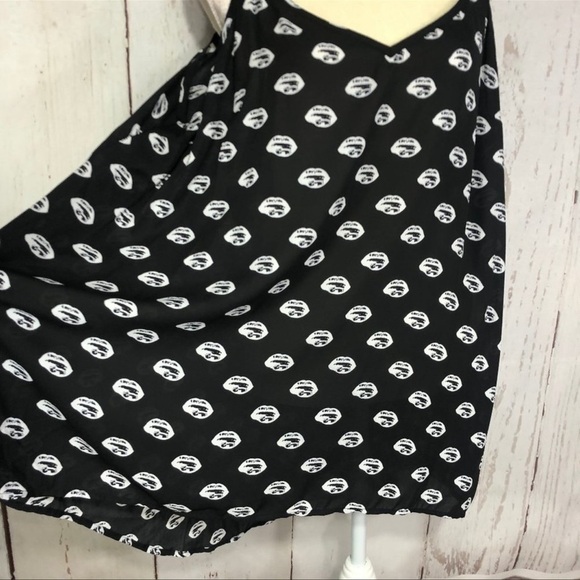 TORRID SLEEVELESS CHIFFON BLACK BLOUSE SIZE plus 3 - Picture 4 of 8